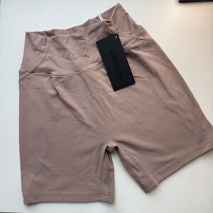 Alphalete Aura Short 5” Sand NWT